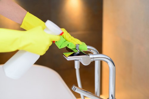 Professional exterior cleaning for residential and commercial facades in Southkensington